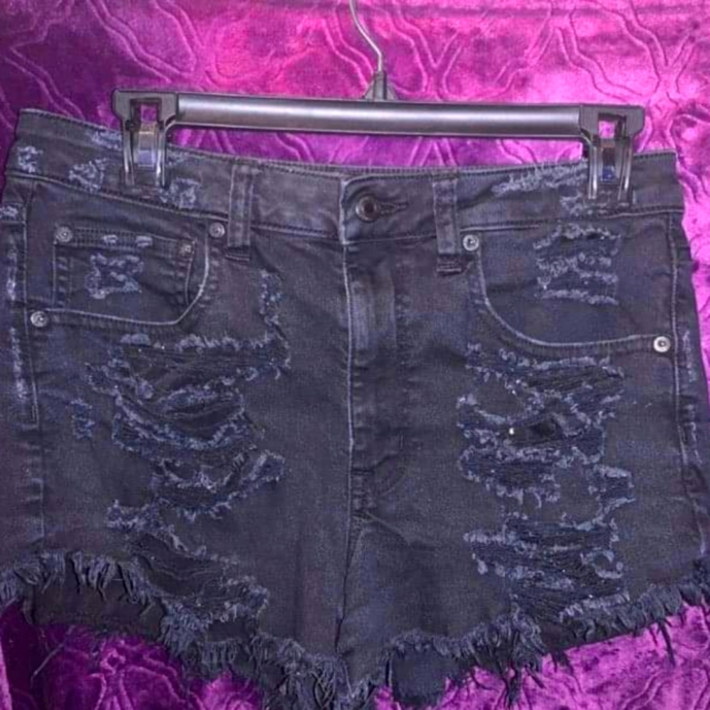 American eagle distressed high rise shorts